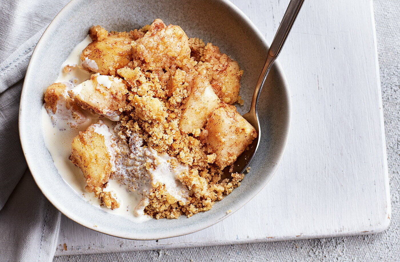 air-fryer-apple-crumble-recipe