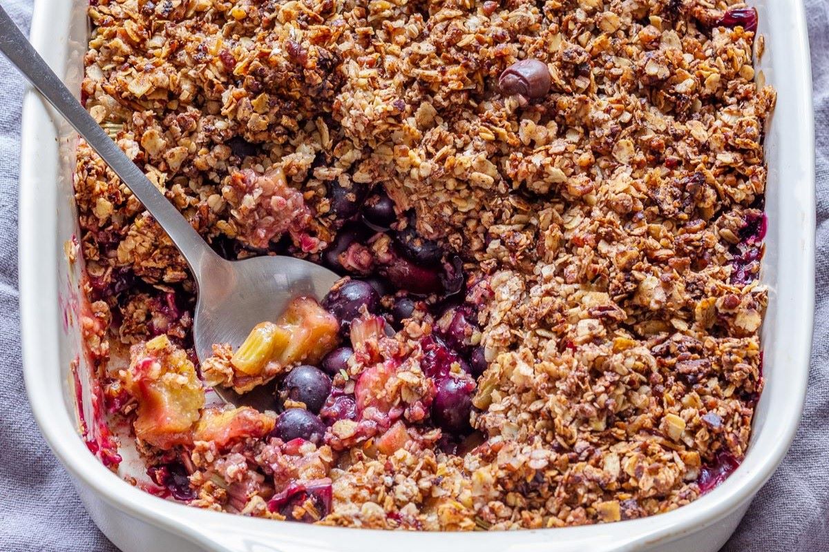 blueberry-rhubarb-crisp-recipe