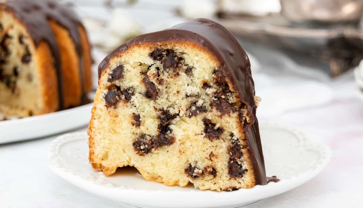 chocolate-chip-pound-cake-recipe