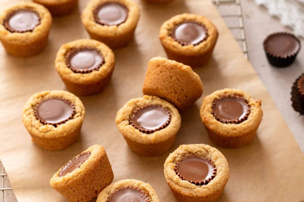 peanut-butter-cup-cookies-recipe