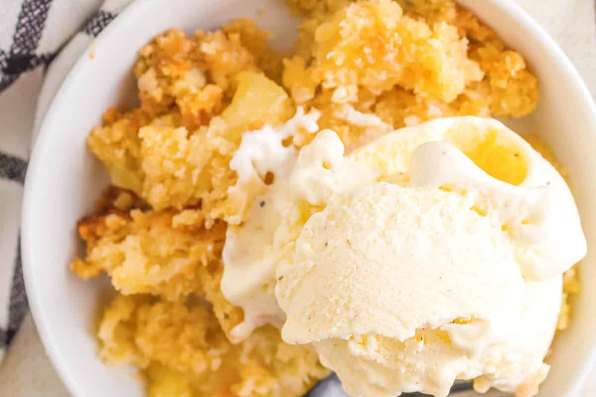 Pineapple Cobbler Recipe | Dirty Dishes Messy Kisses