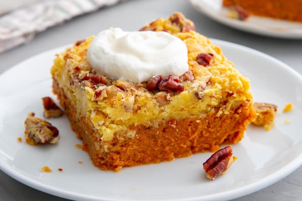 pumpkin-dump-cake-recipe