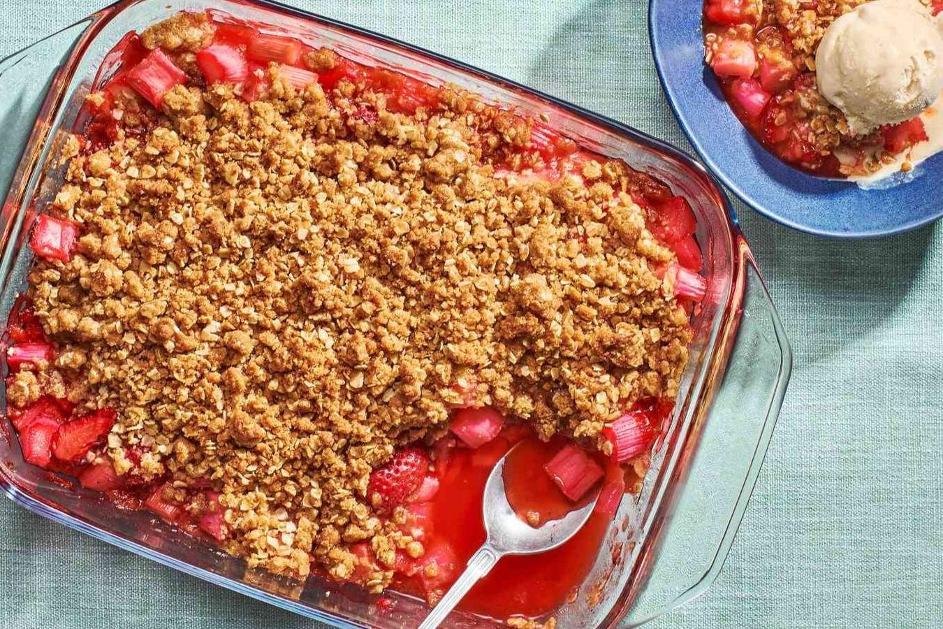 strawberry-rhubarb-cobbler-recipe