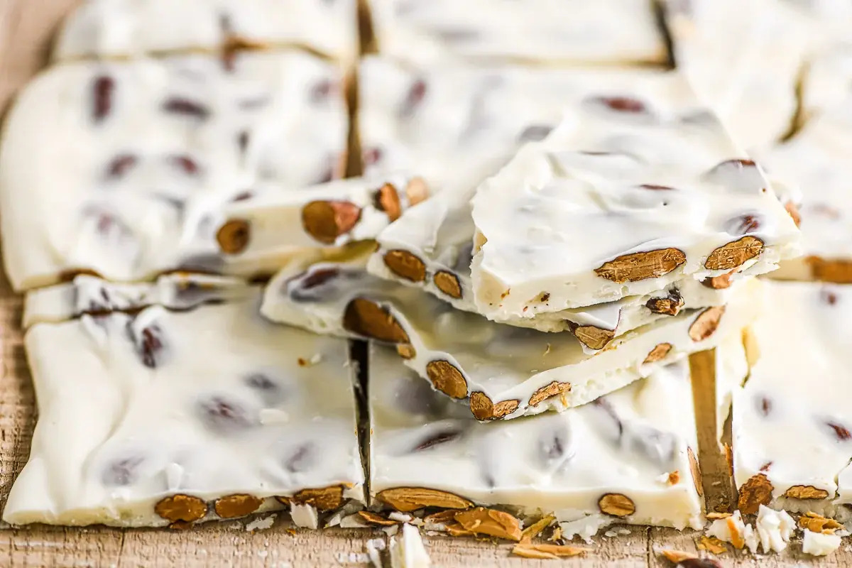 white-chocolate-almond-bark-recipe