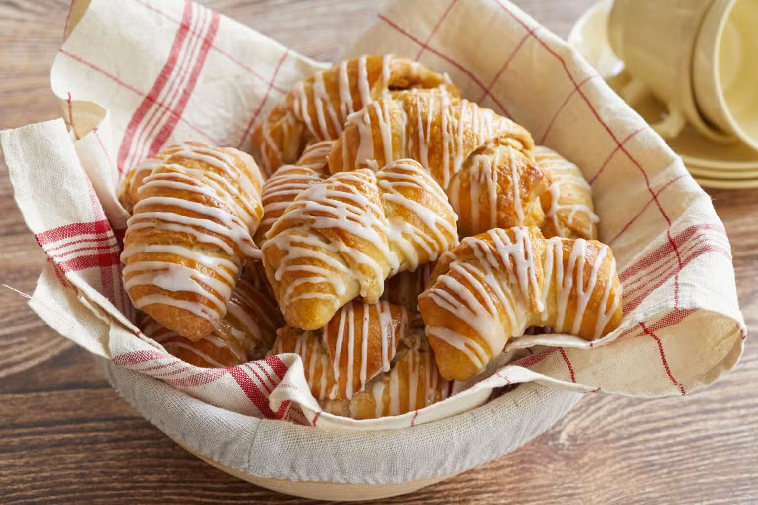 apple-pie-crescents-recipe