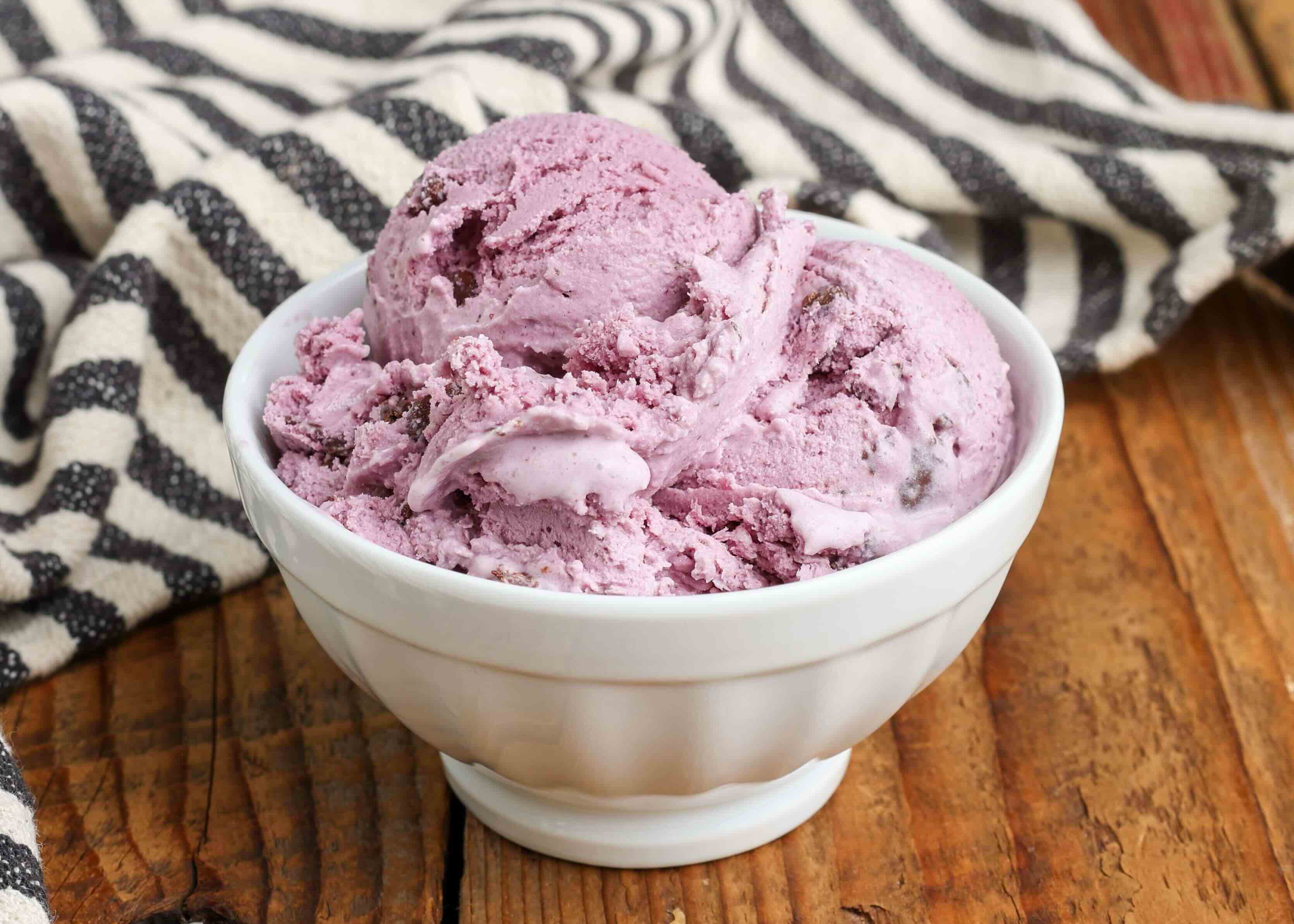 black-raspberry-ice-cream-recipe