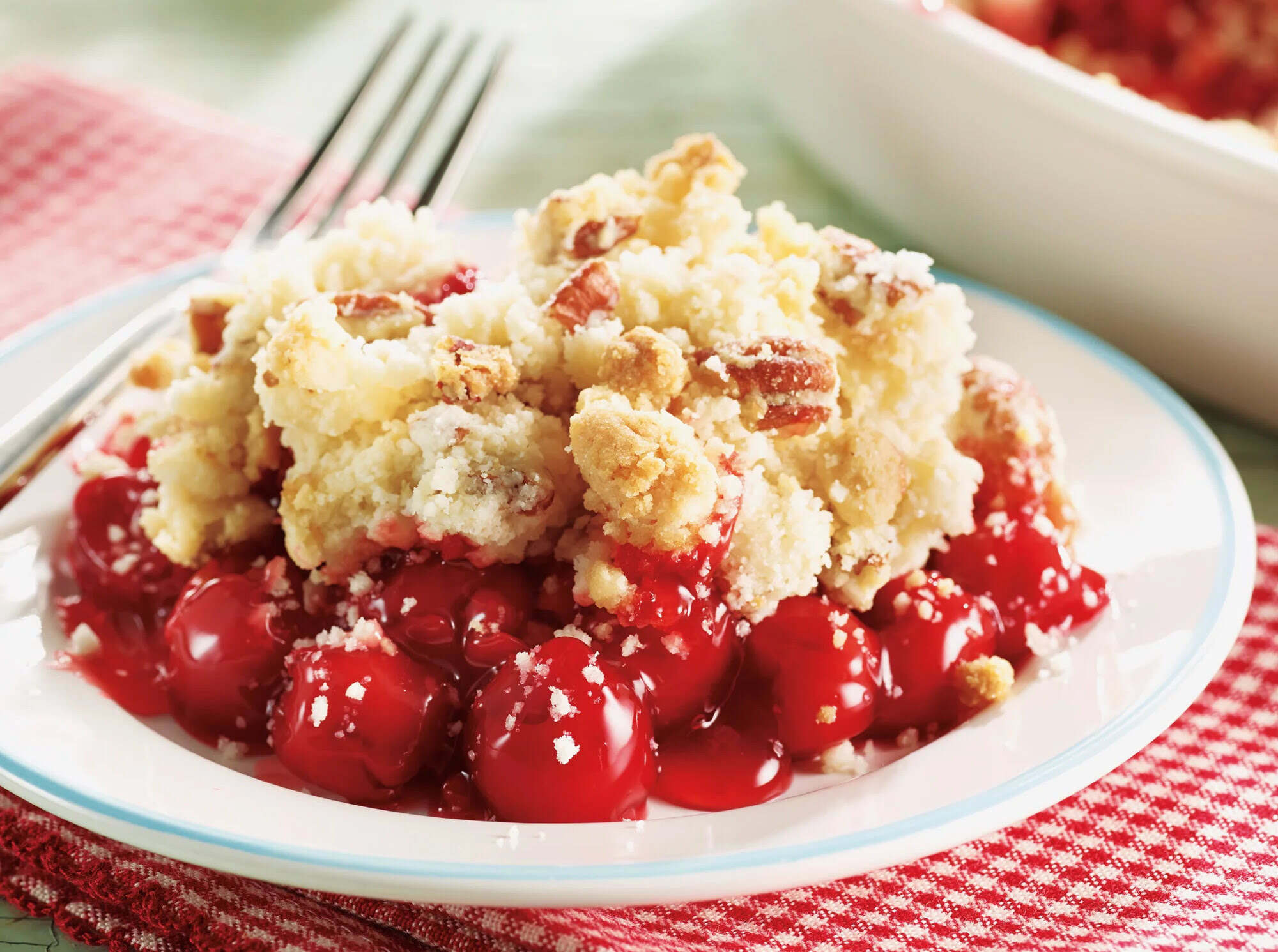 cherry-crunch-cake-recipe