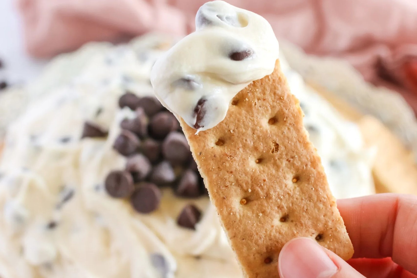 chocolate-chip-cheesecake-dip-recipe