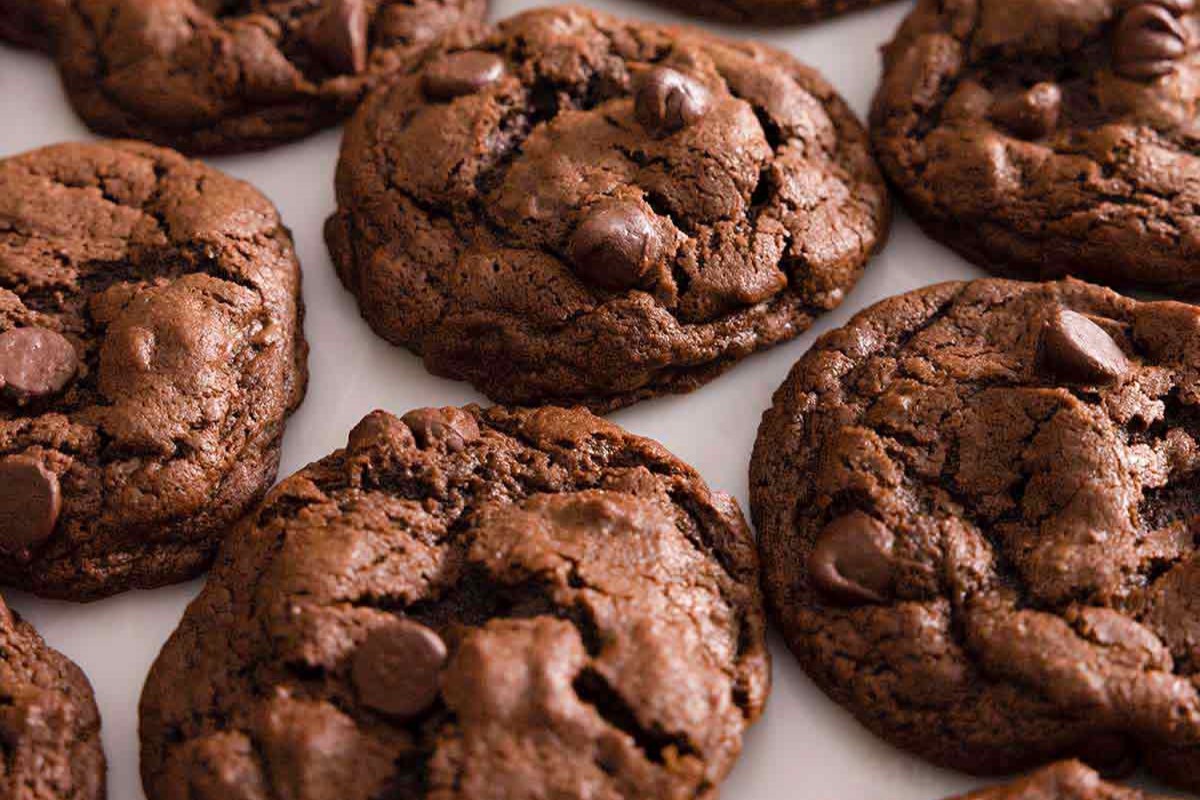 double-chocolate-chip-cookies-recipe