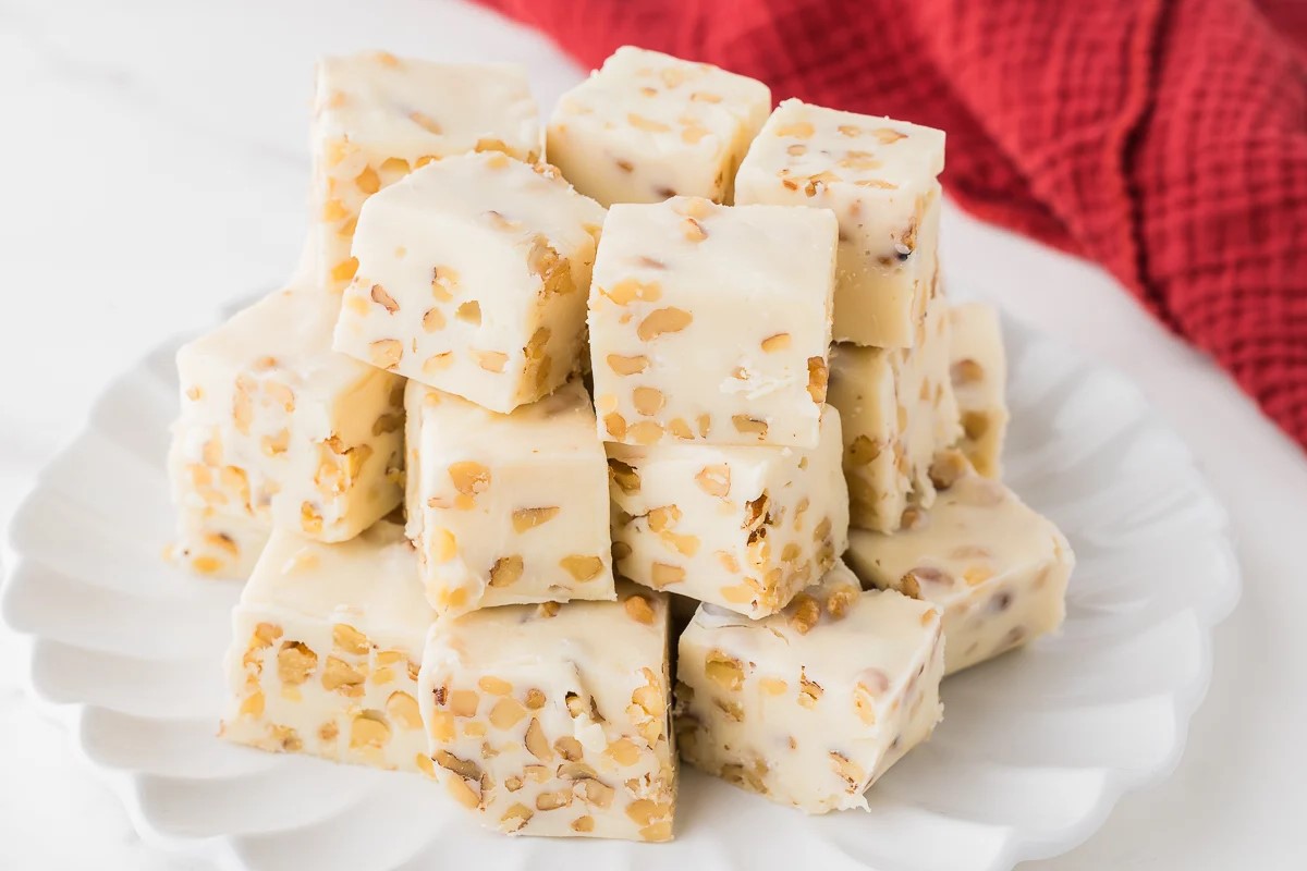 maple-walnut-fudge-recipe