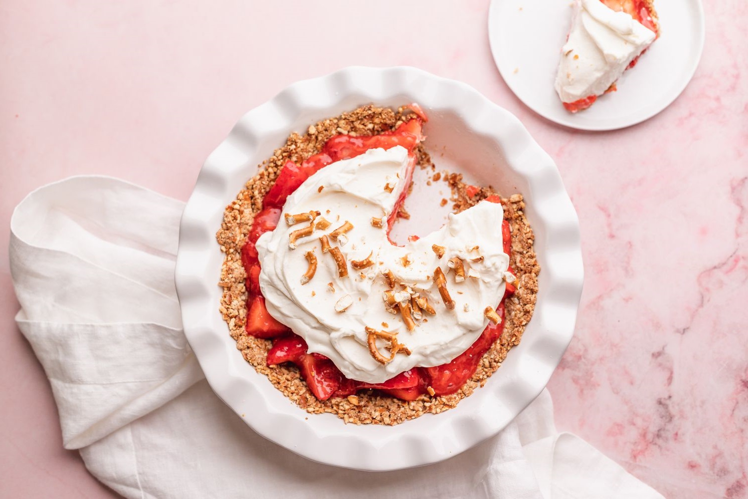 strawberry-pretzel-pie-recipe