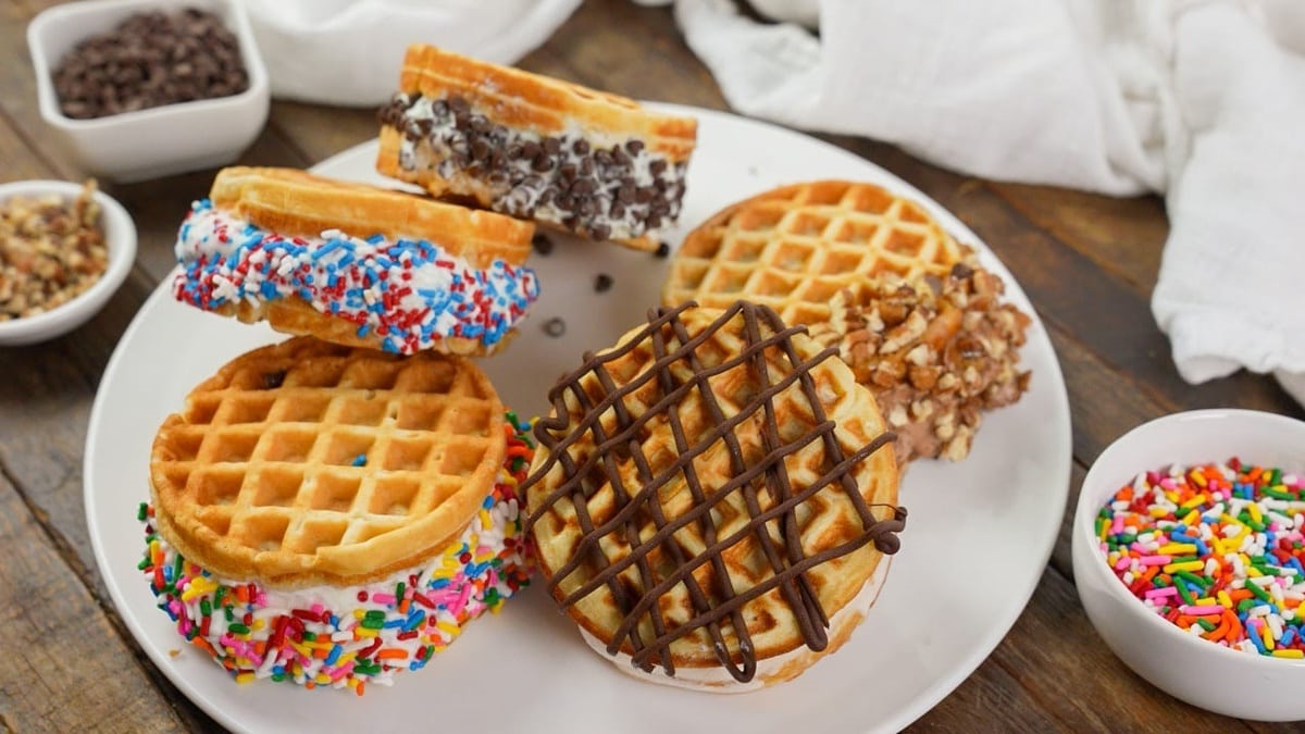 toasted-waffle-ice-cream-sandwich-recipe