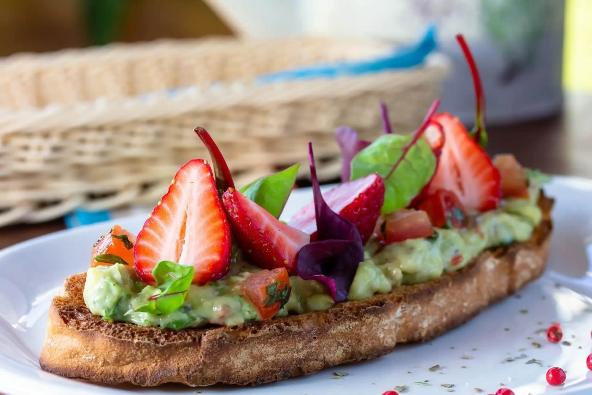 avocado-bruschetta-recipe