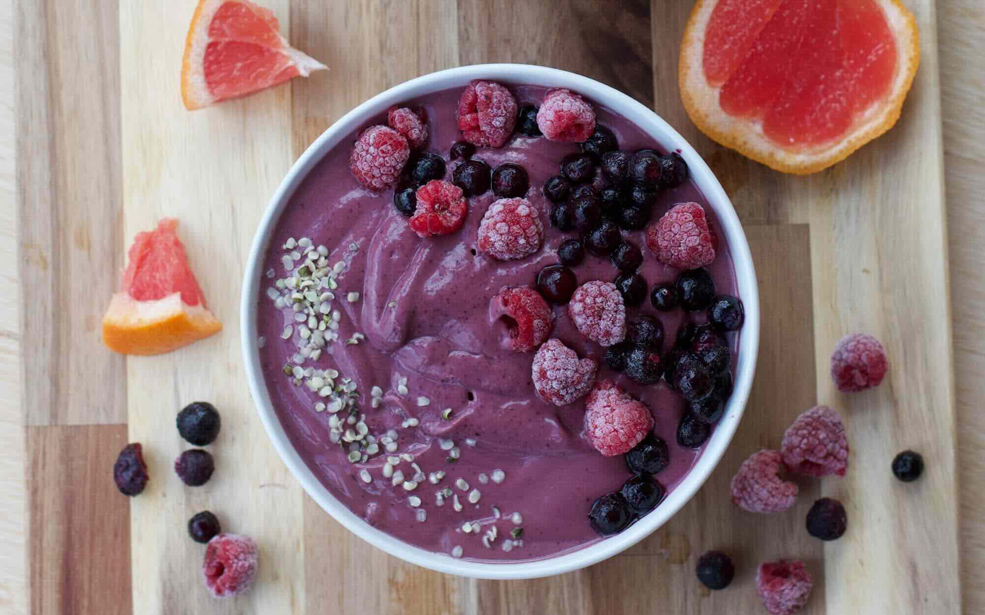 berry-smoothie-bowl-recipe