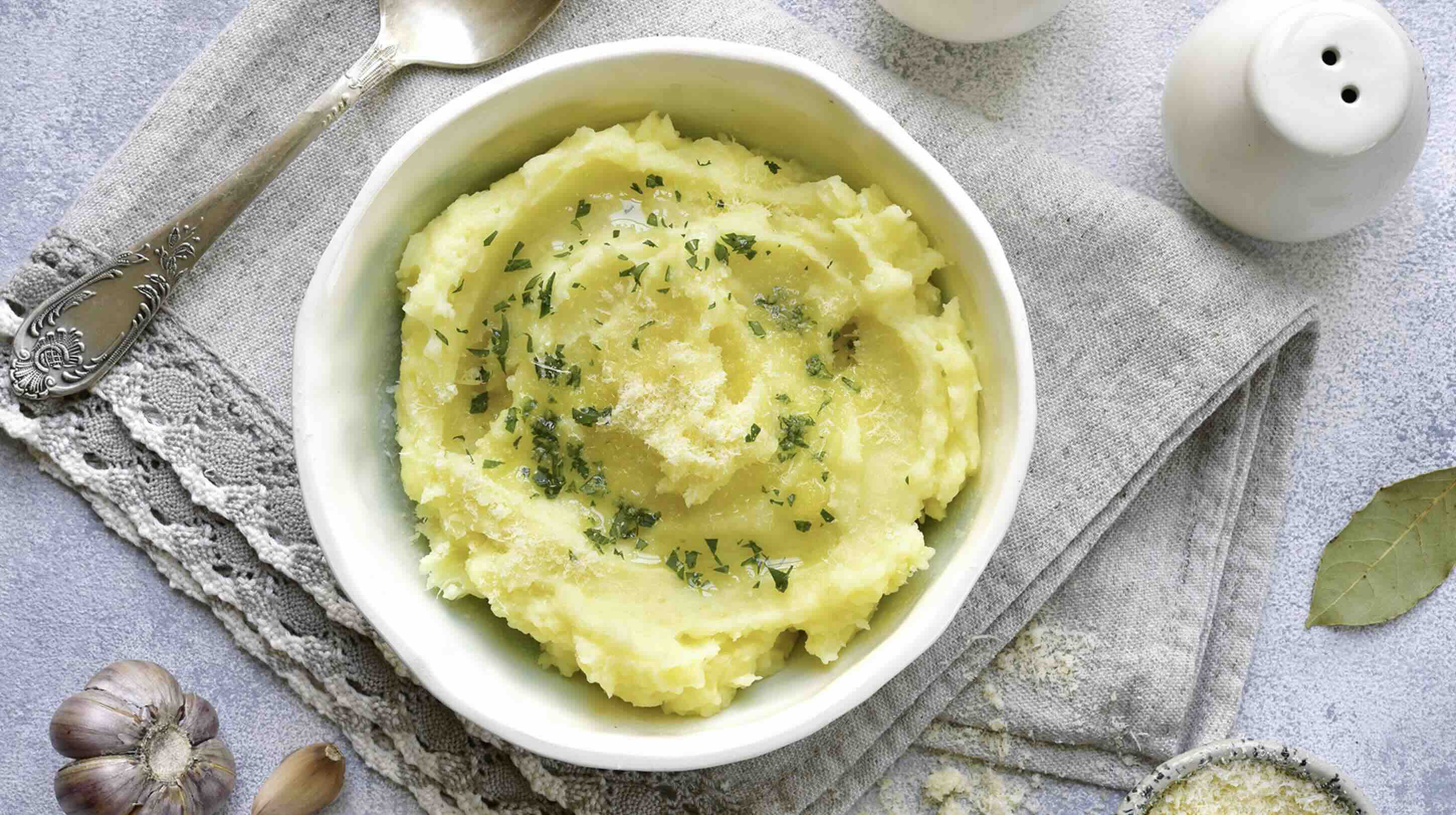 garlic-parmesan-mashed-potatoes