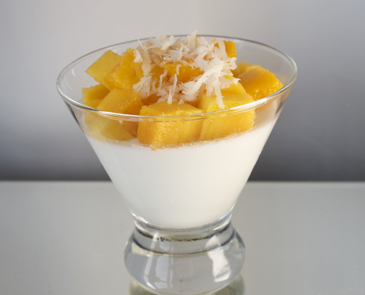 mango-coconut-panna-cotta-recipe