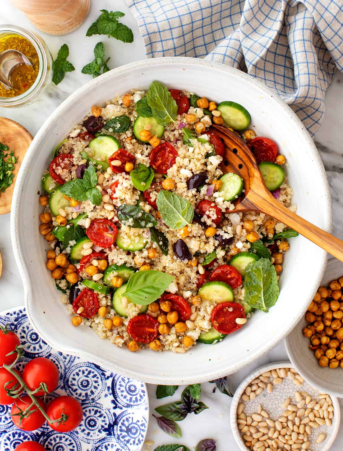 mediterranean-quinoa-bowl-recipe