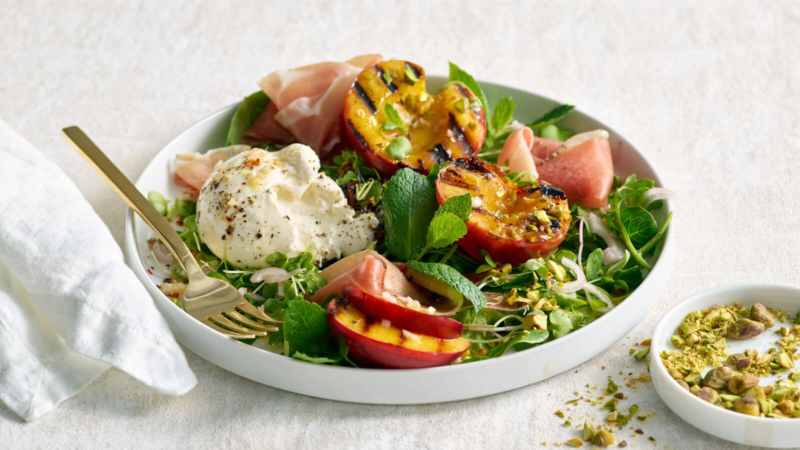 peach-burrata-salad-recipe