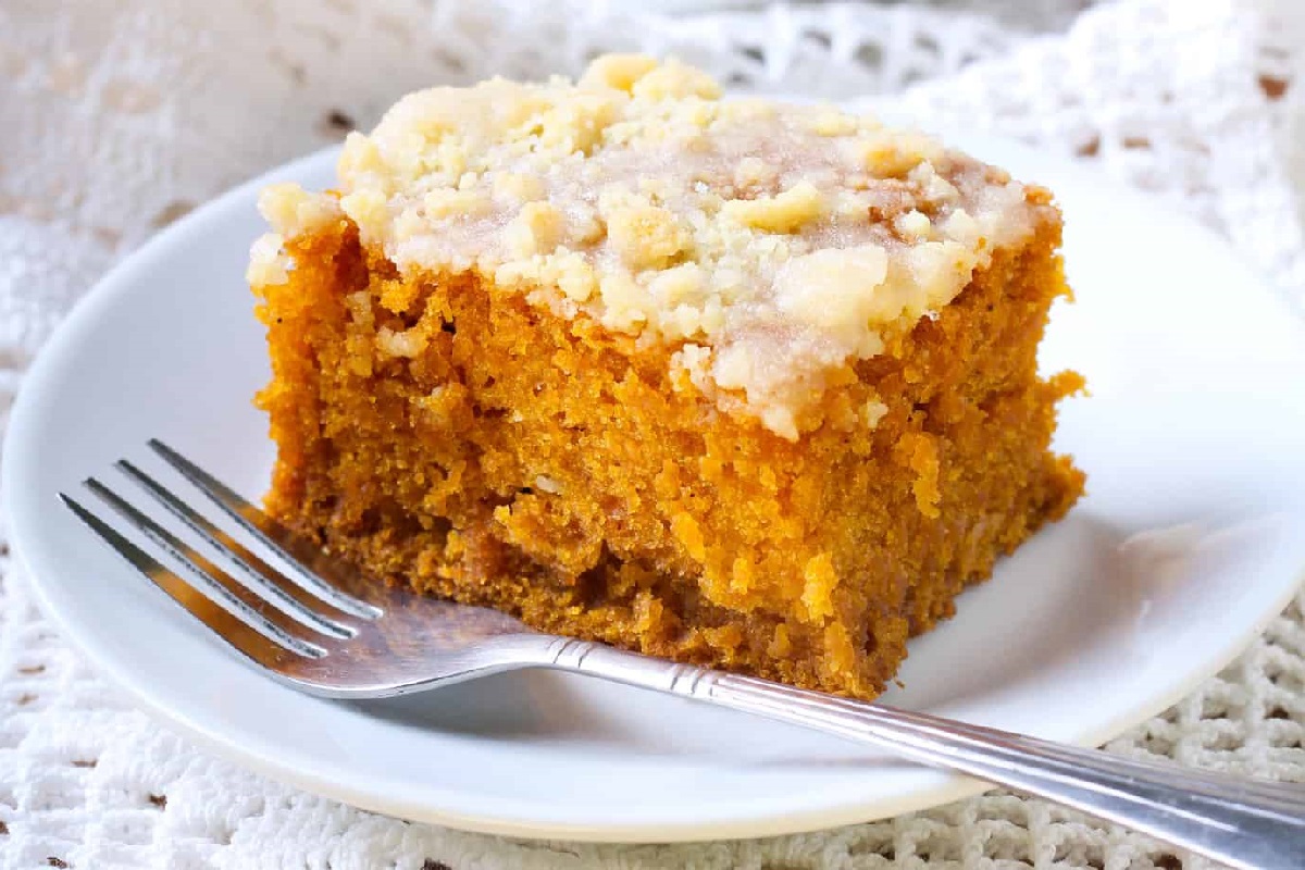 Pumpkin Spice Dump Cake Recipe | Dirty Dishes Messy Kisses