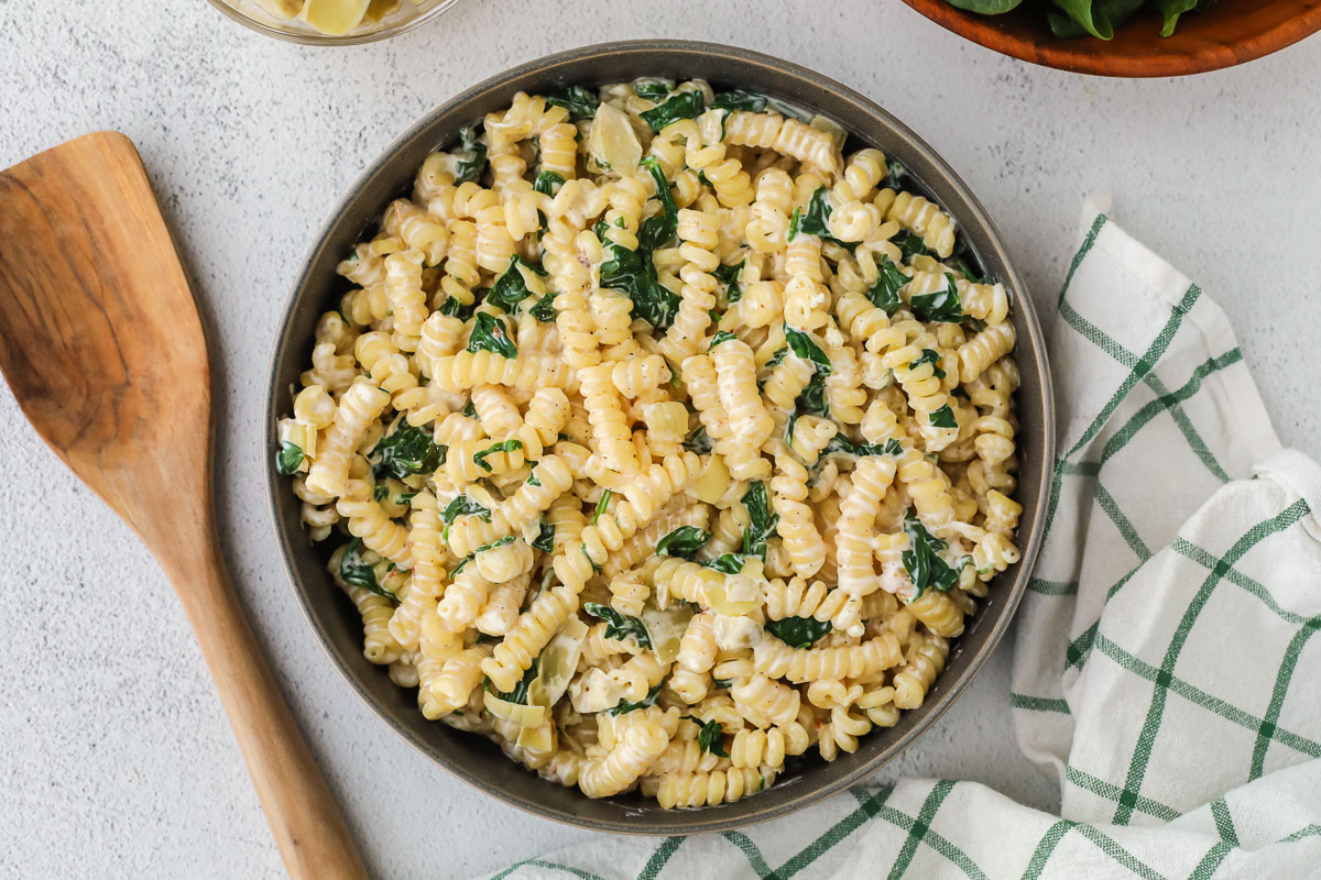 spinach-and-artichoke-pasta-recipe