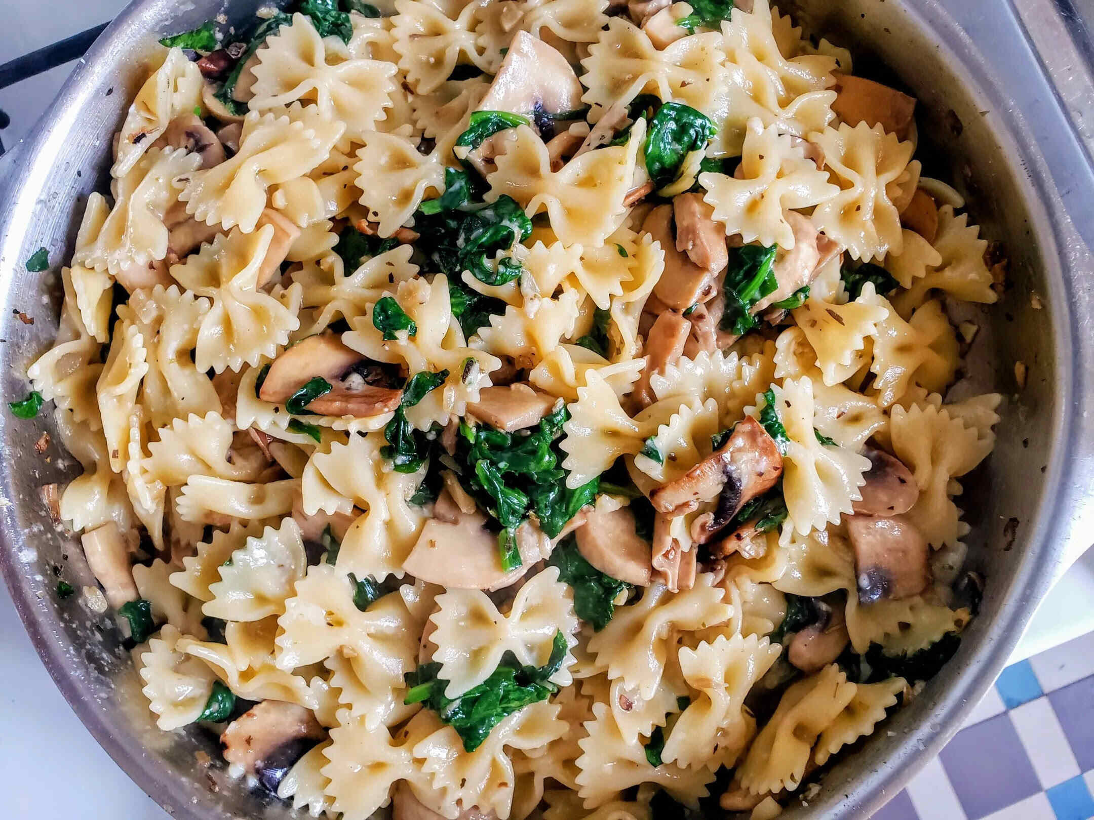 spinach-mushroom-pasta-recipe