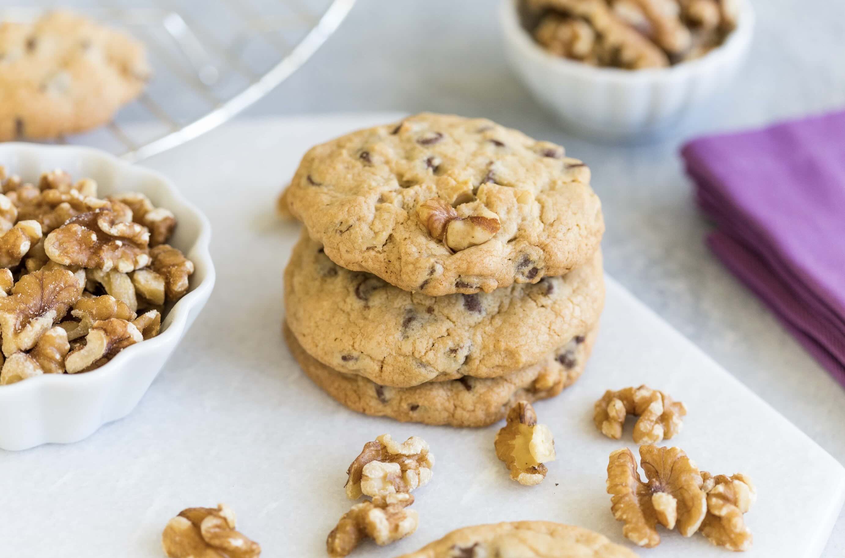 chocolate-chip-walnut-cookies-recipe