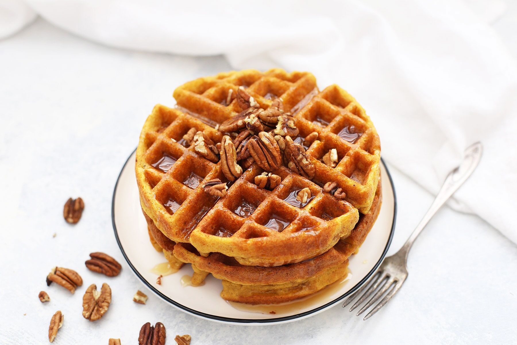 almond-flour-waffles-recipe