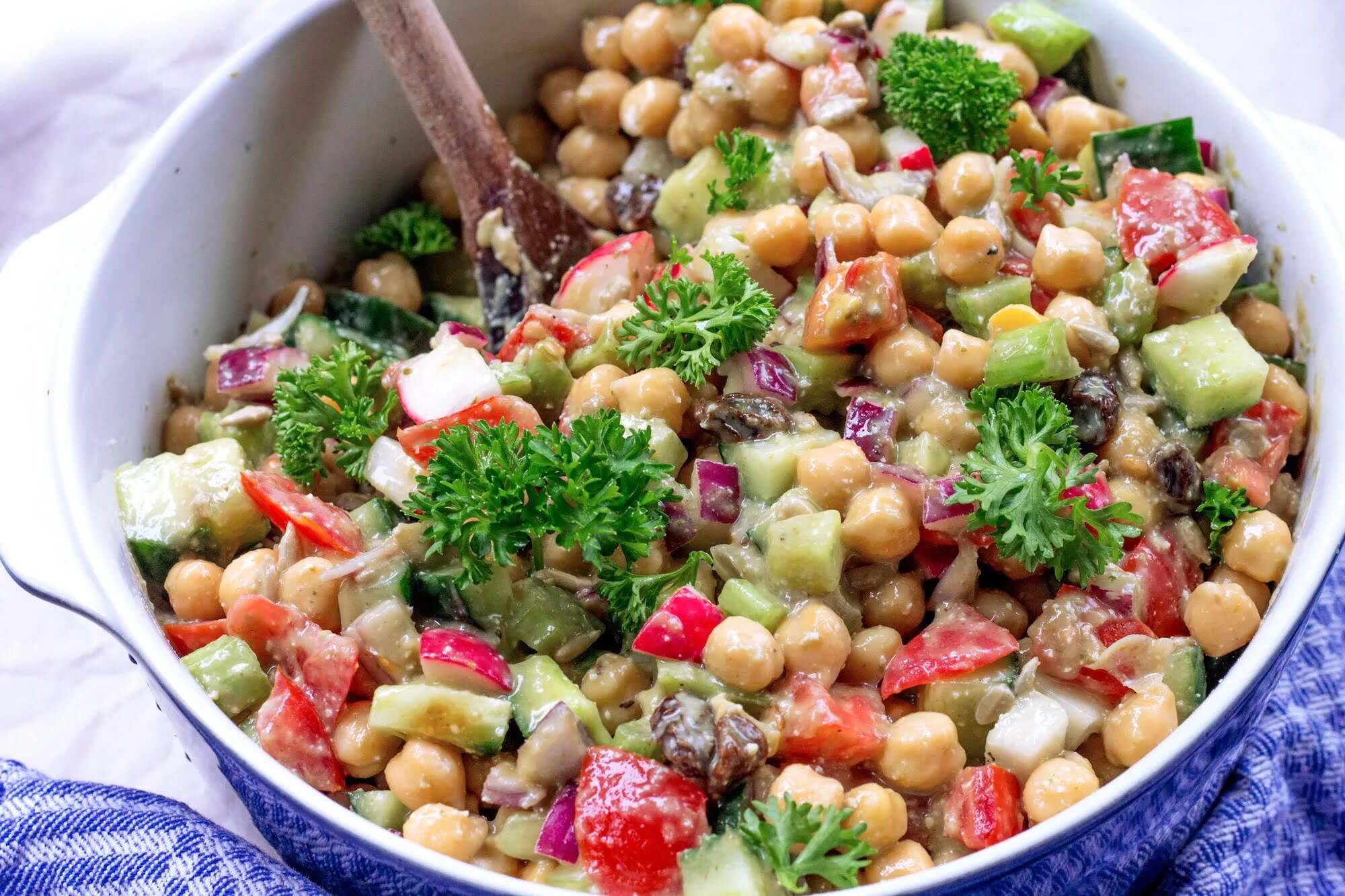 avocado-chickpea-salad-recipe