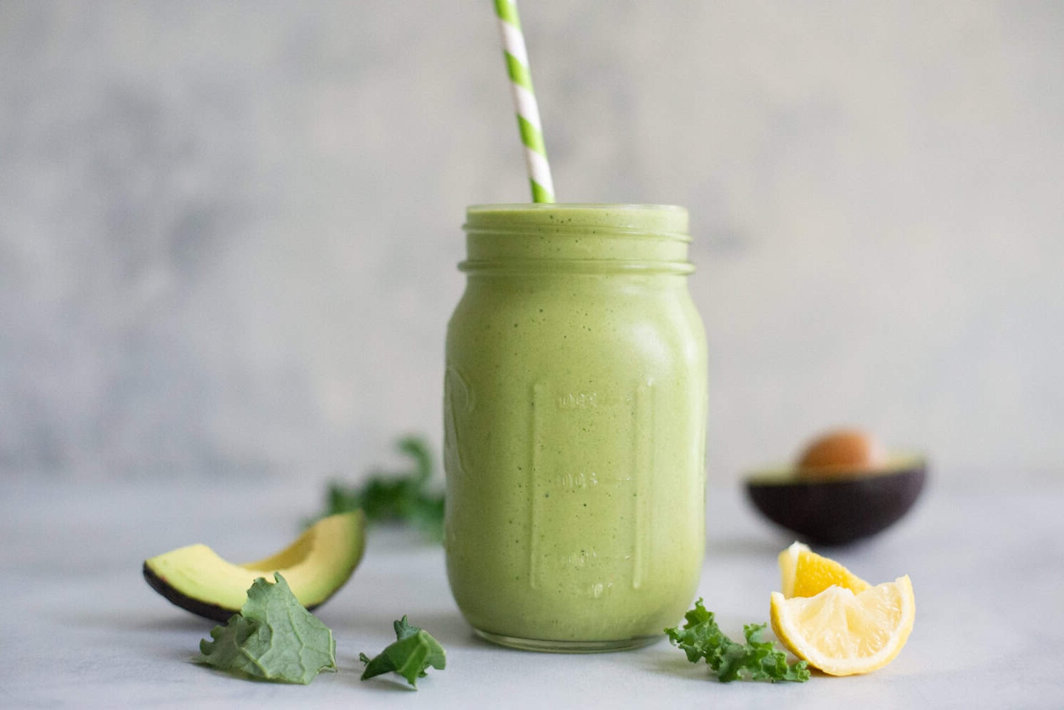 avocado-kale-smoothie-recipe
