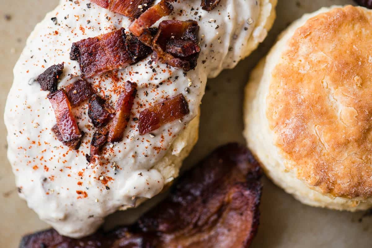 bacon-gravy-for-biscuits-recipe