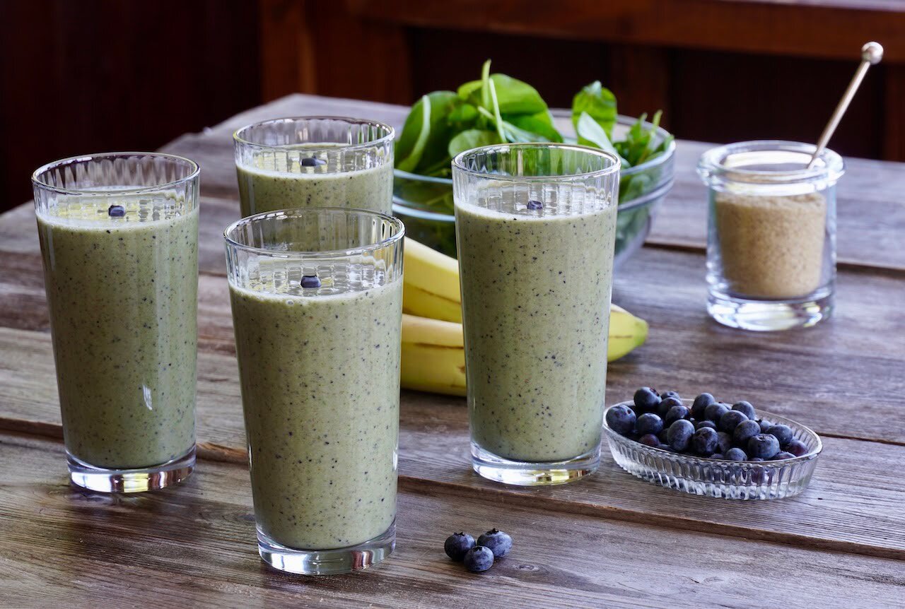 berry-spinach-smoothie-recipe