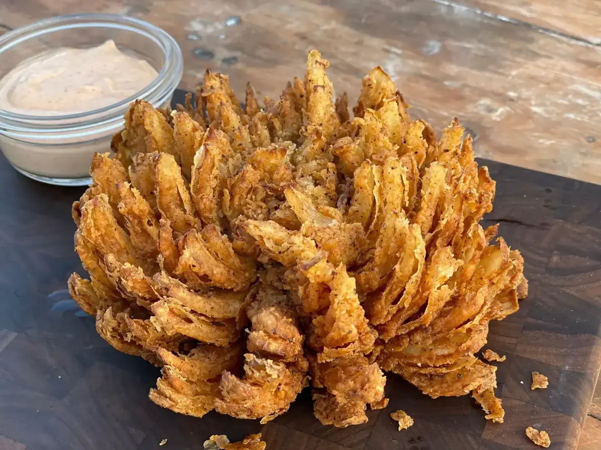 blooming-onion-recipe