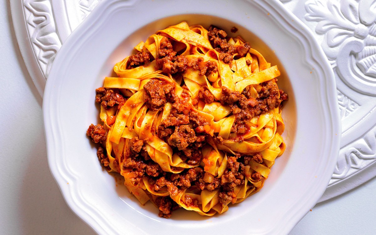 bolognese-tagliatelle-recipe