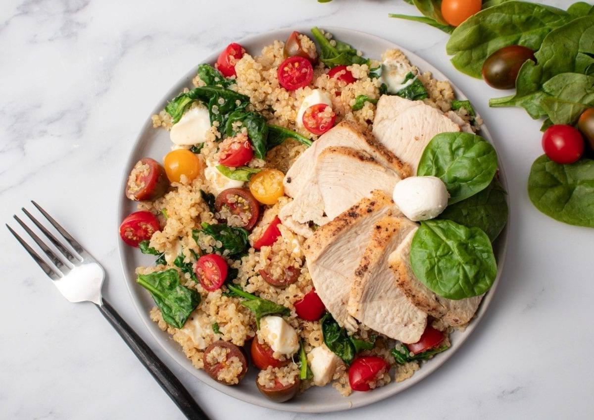 caprese-quinoa-salad-recipe