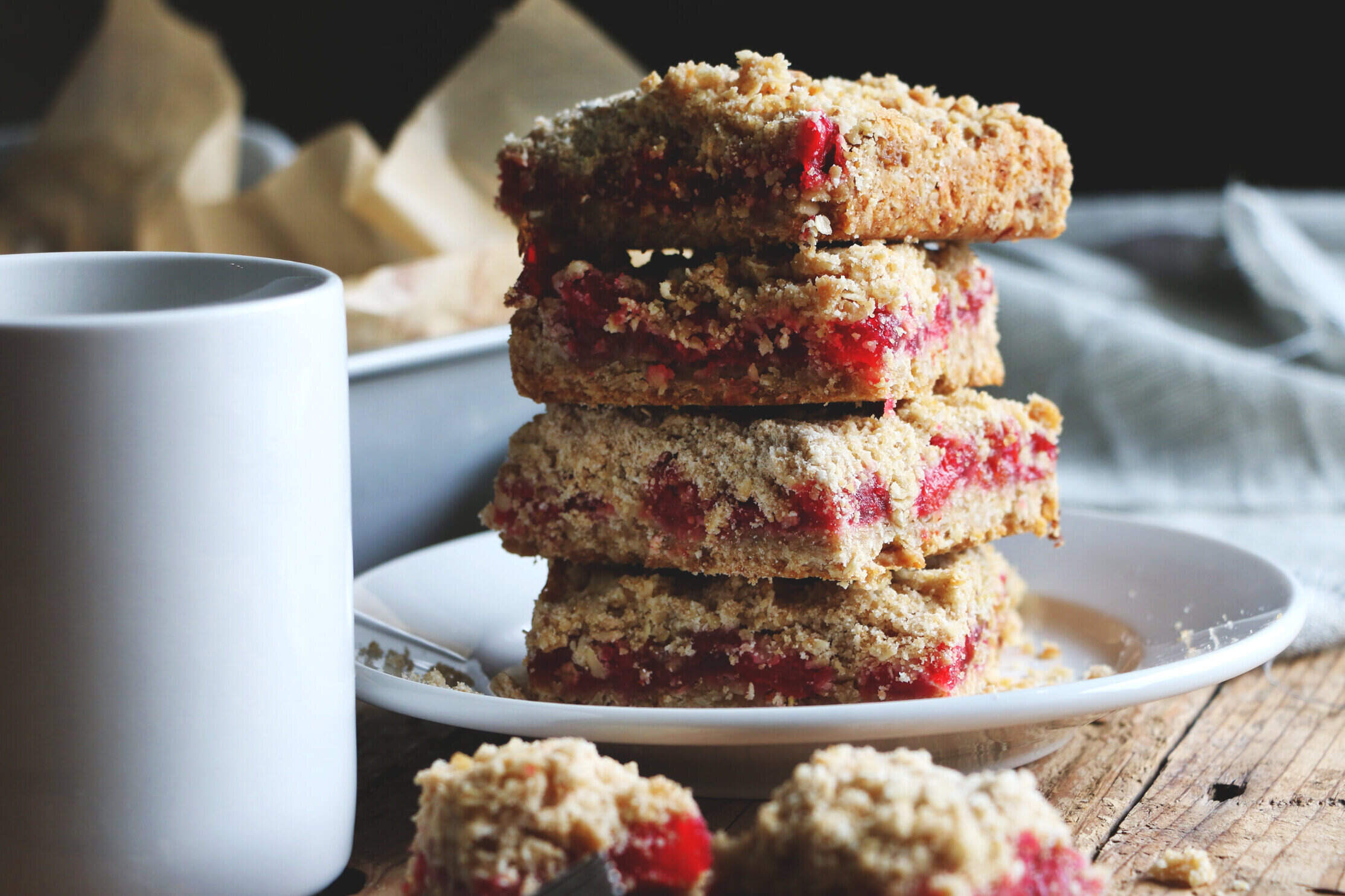 cherry-crumble-bars-recipe