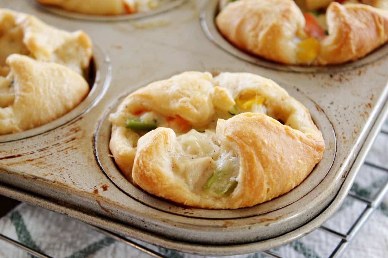 chicken-pot-pie-with-crescent-rolls-recipe