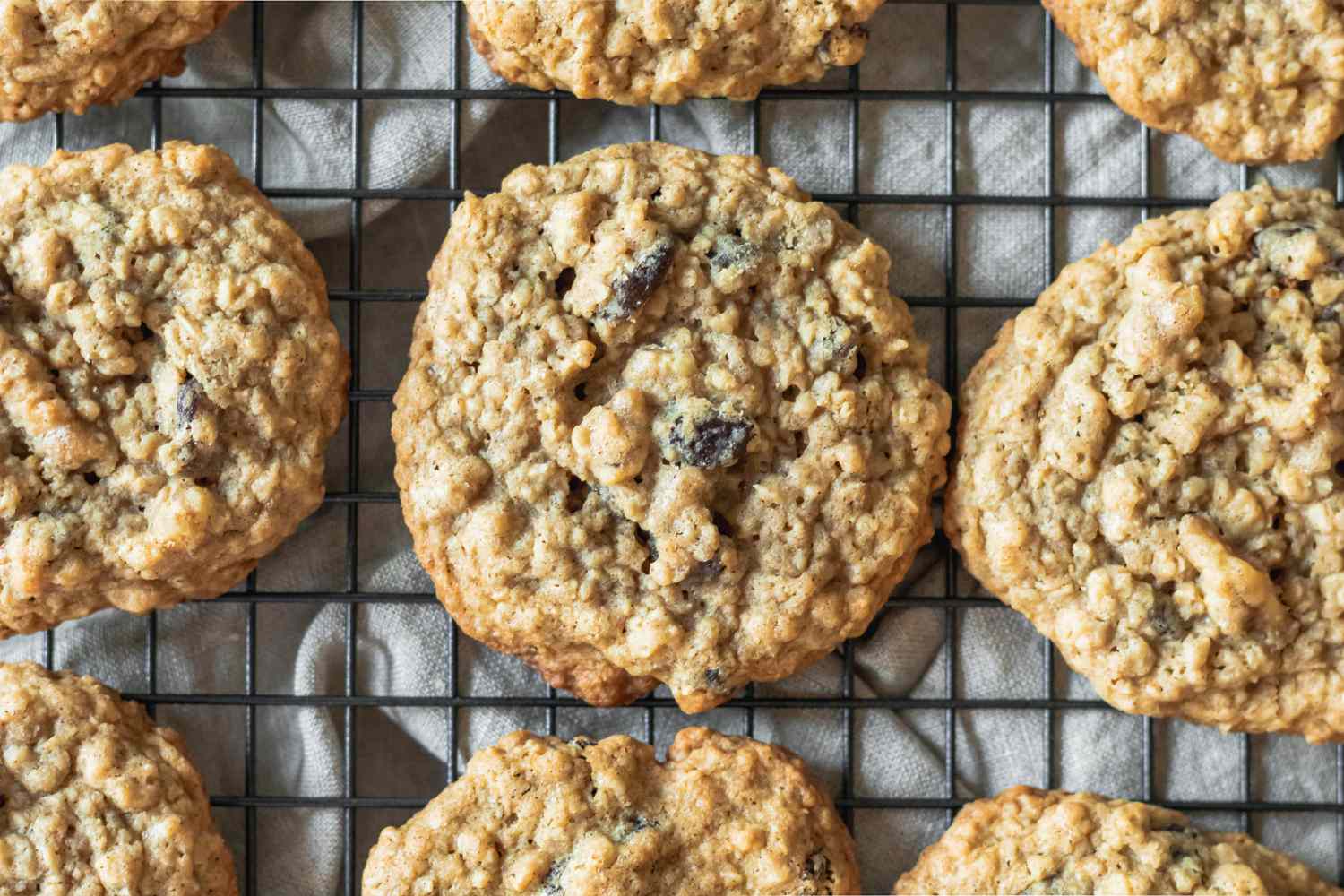 cinnamon-raisin-oatmeal-cookie-recipe