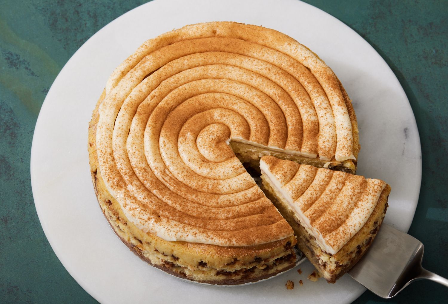 cinnamon-roll-cheesecake-recipe