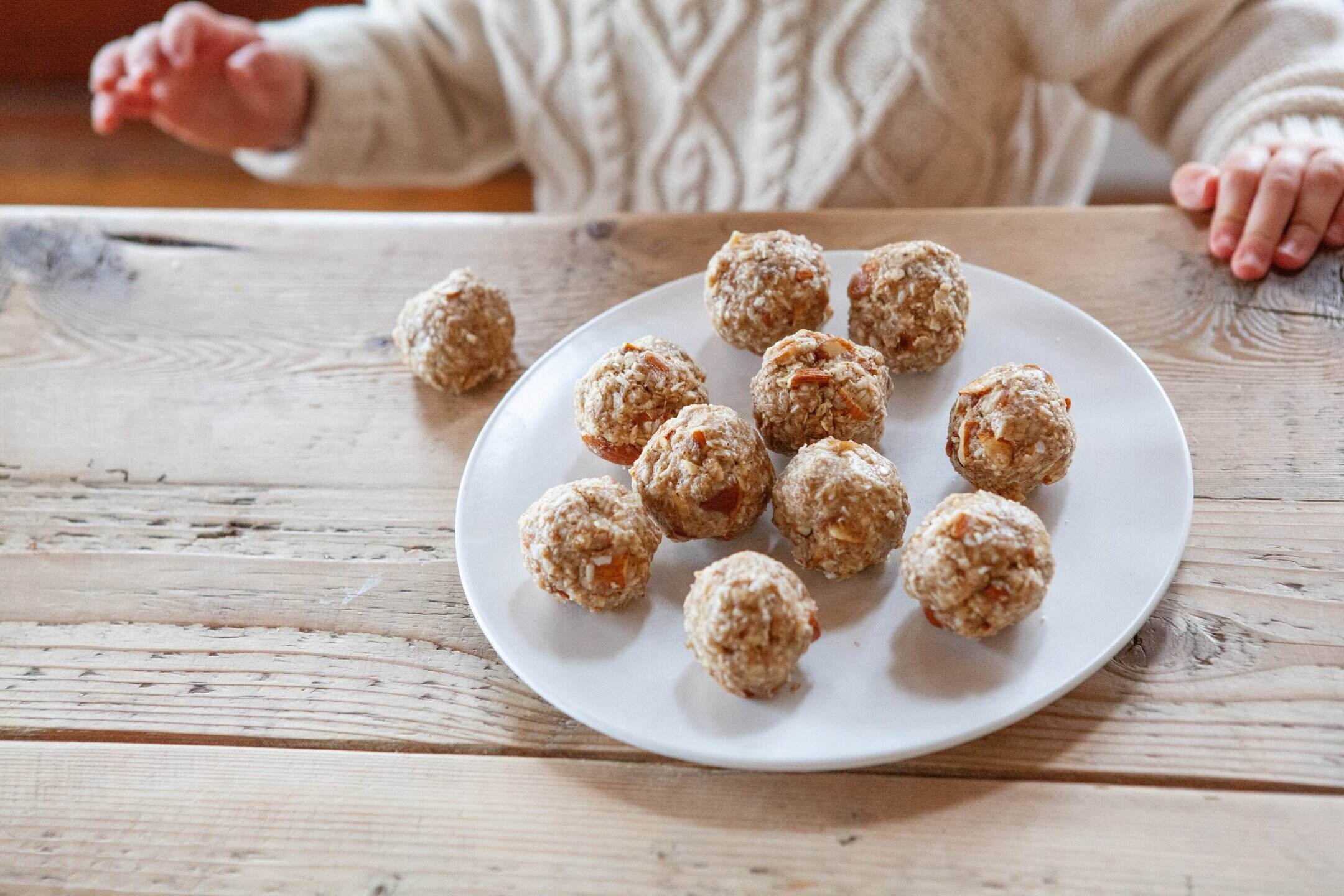 coconut-almond-balls-recipe