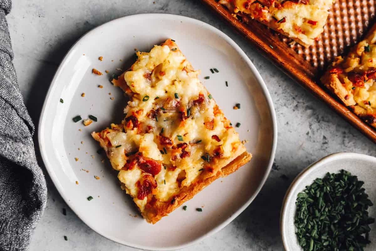 crescent-roll-breakfast-pizza-recipe