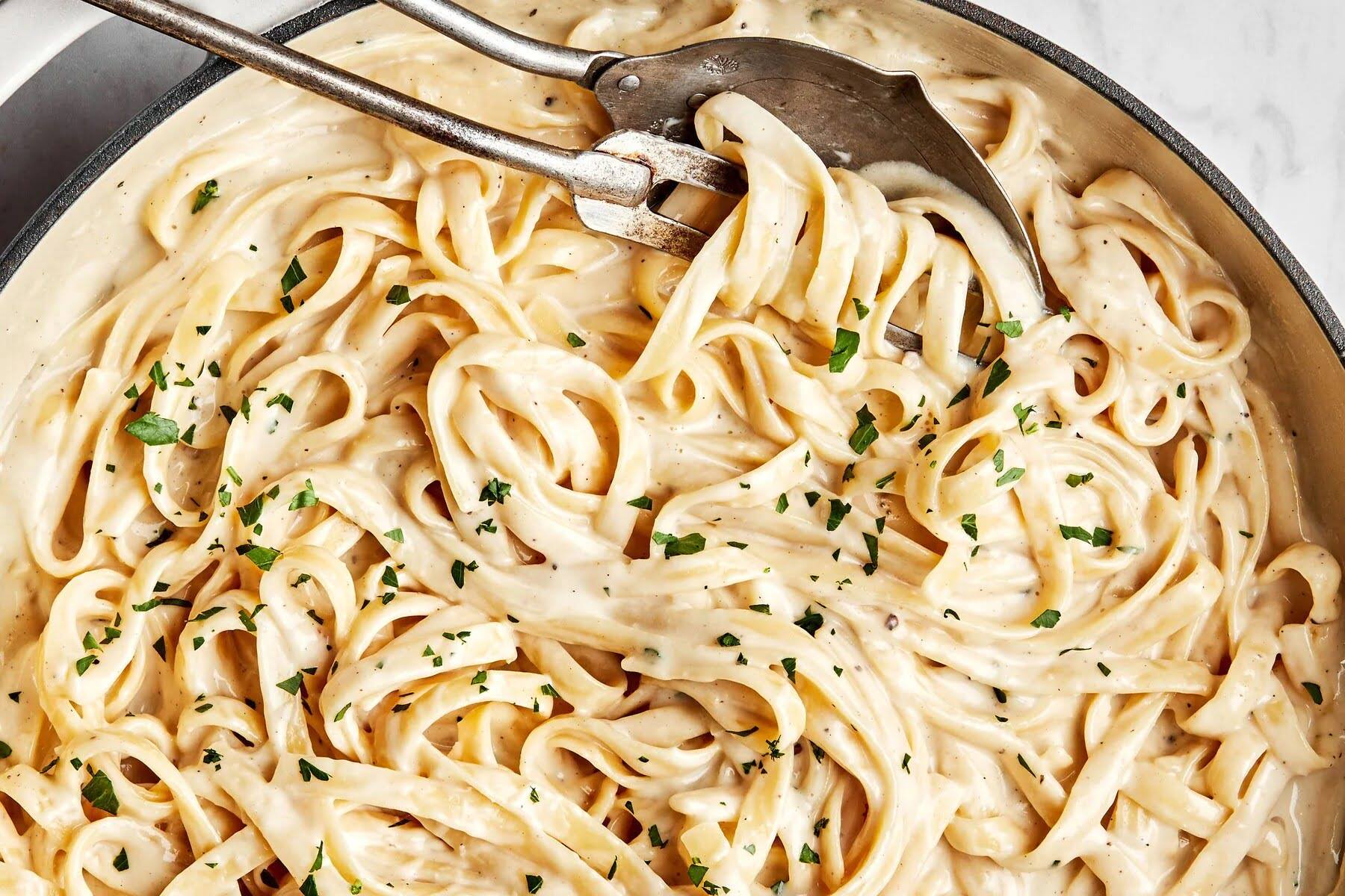 fettuccine-alfredo-recipe