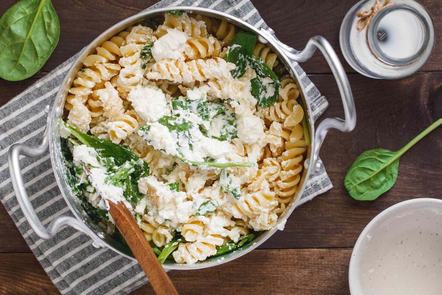 fusilli-spinach-ricotta-recipe