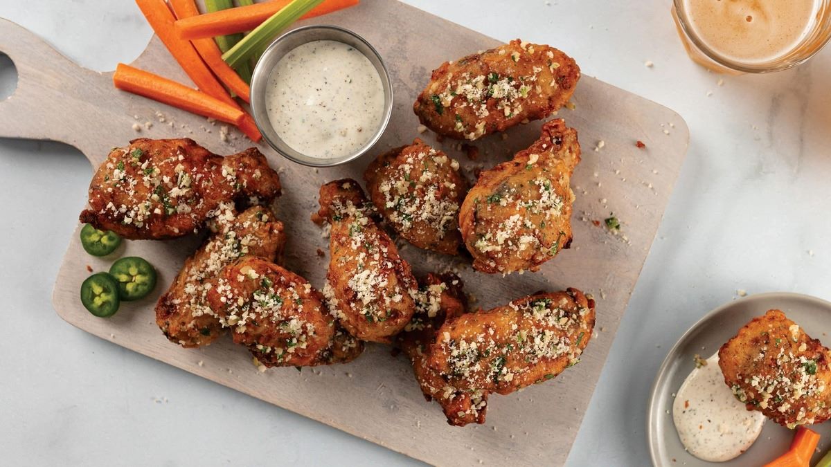 garlic-parmesan-wing-sauce-recipe