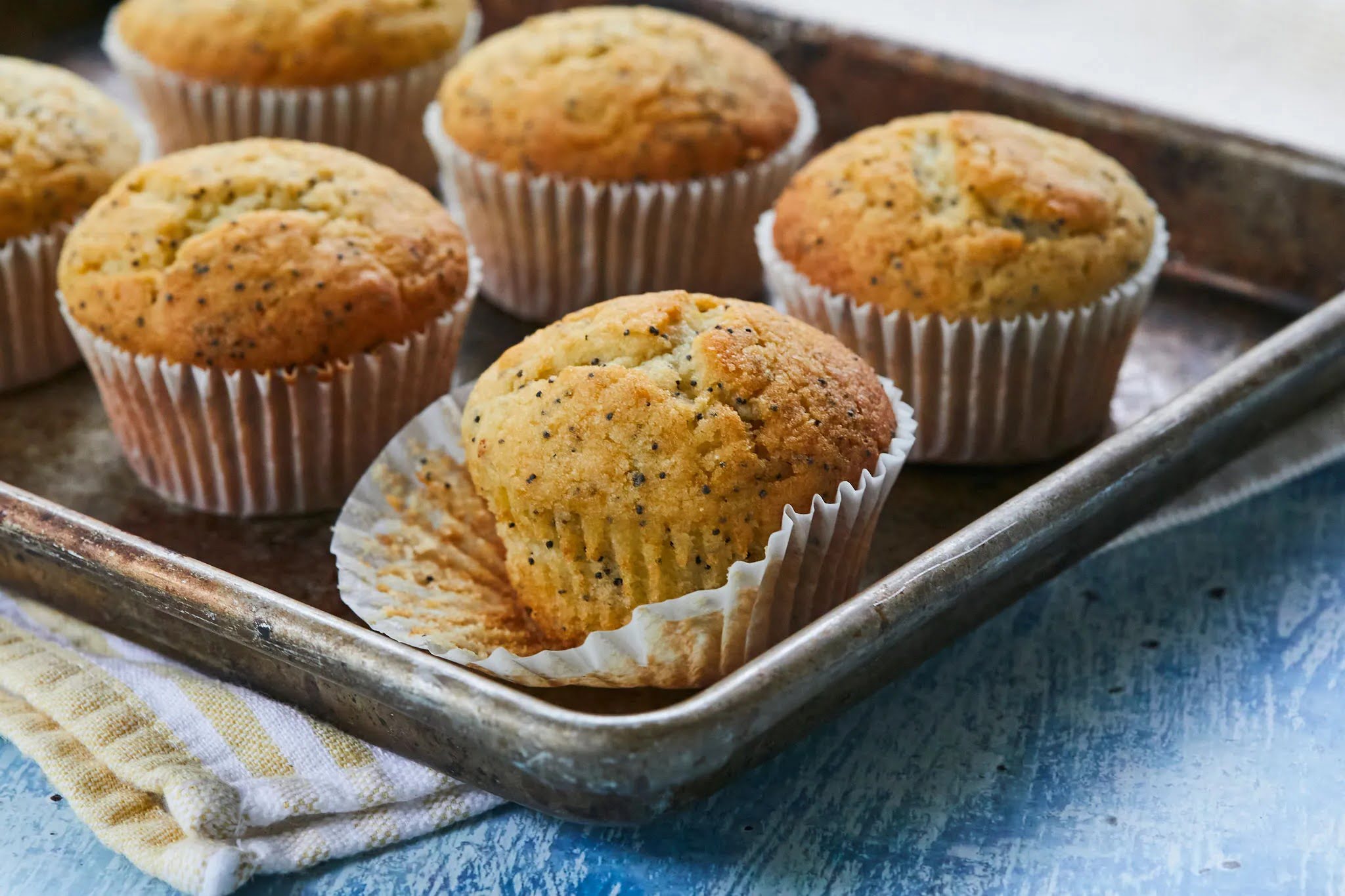 gluten-free-lemon-poppy-seed-muffins-recipe
