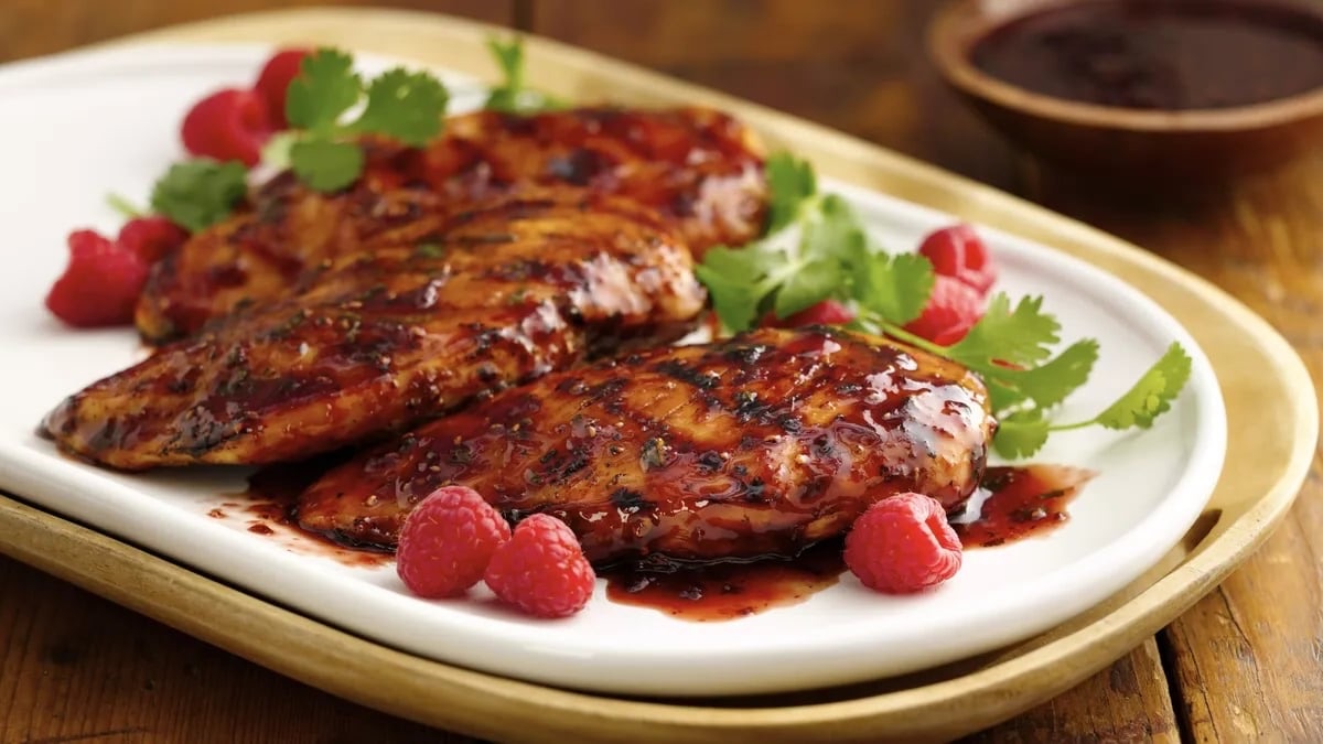 grilled-chicken-raspberry-glaze-recipe