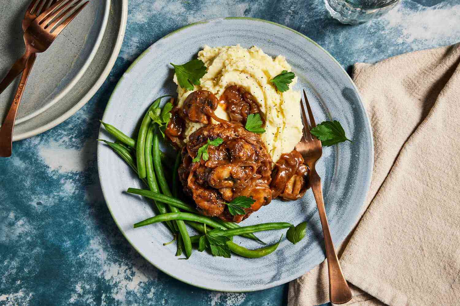 hamburger-steak-with-onions-and-gravy-recipe