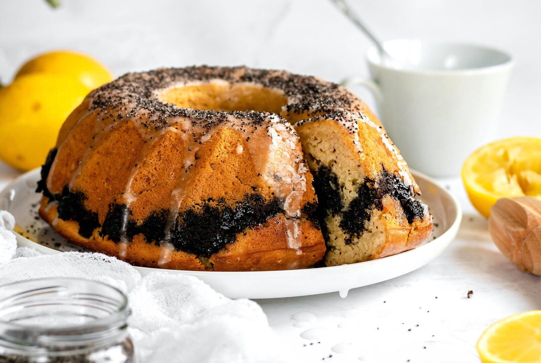 lemon-poppy-seed-bundt-cake-recipe