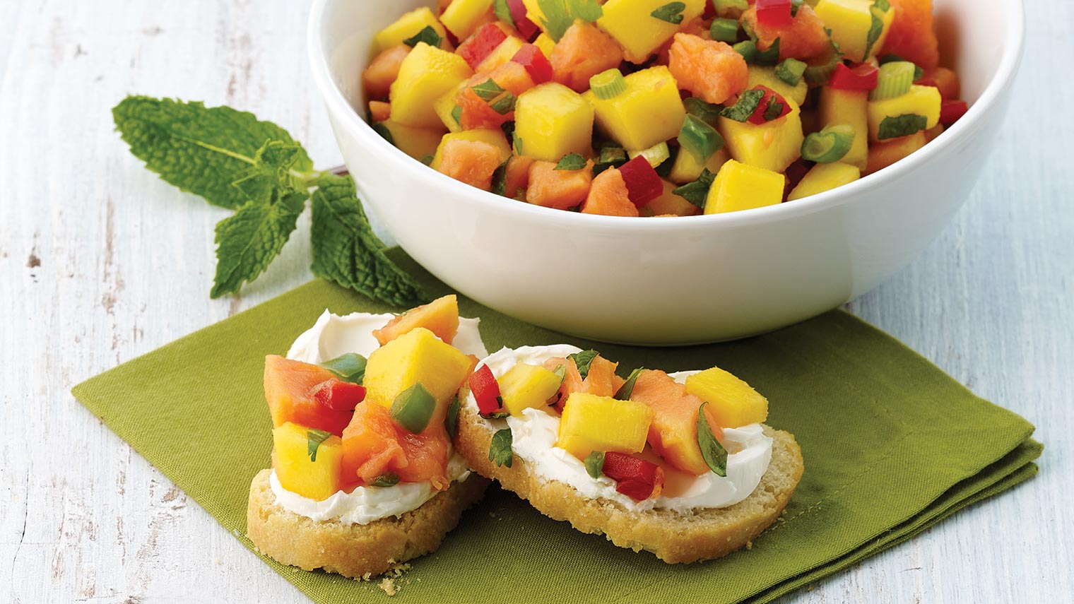 mango-salsa-bruschetta-recipe