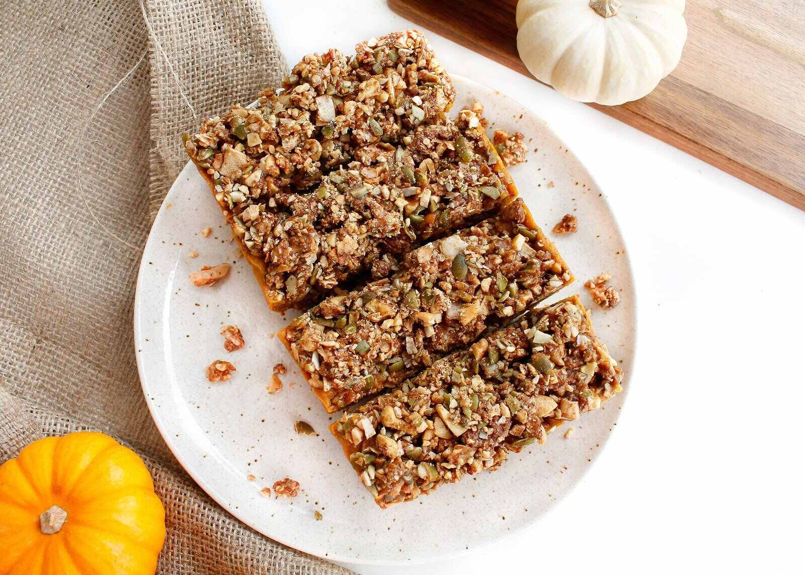pumpkin-spice-granola-bars-recipe