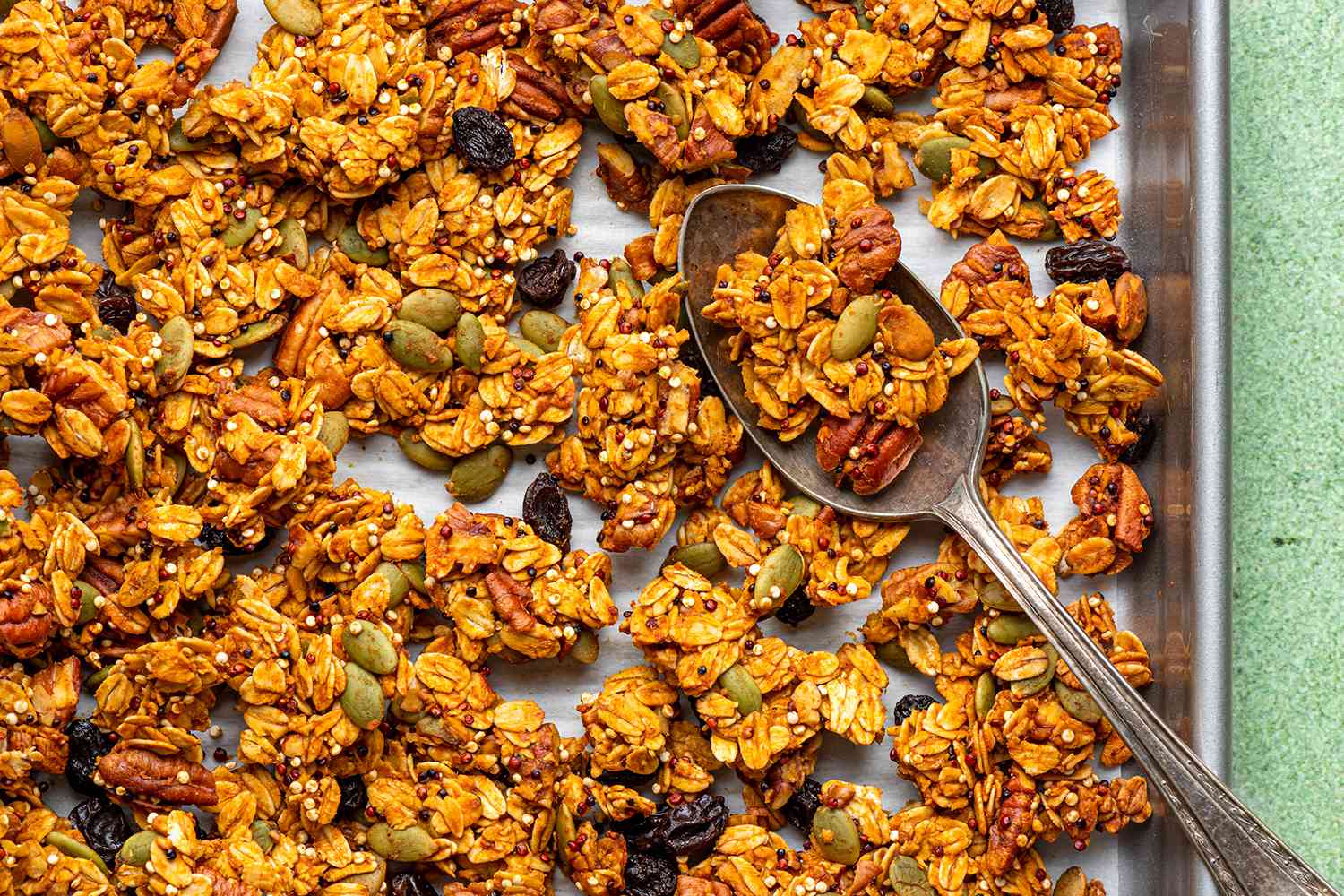 pumpkin-spice-granola-recipe